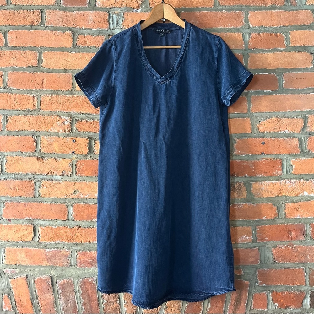Velvet 💙 Heart Blue Chambray V-Neck Shift Dress, size XS